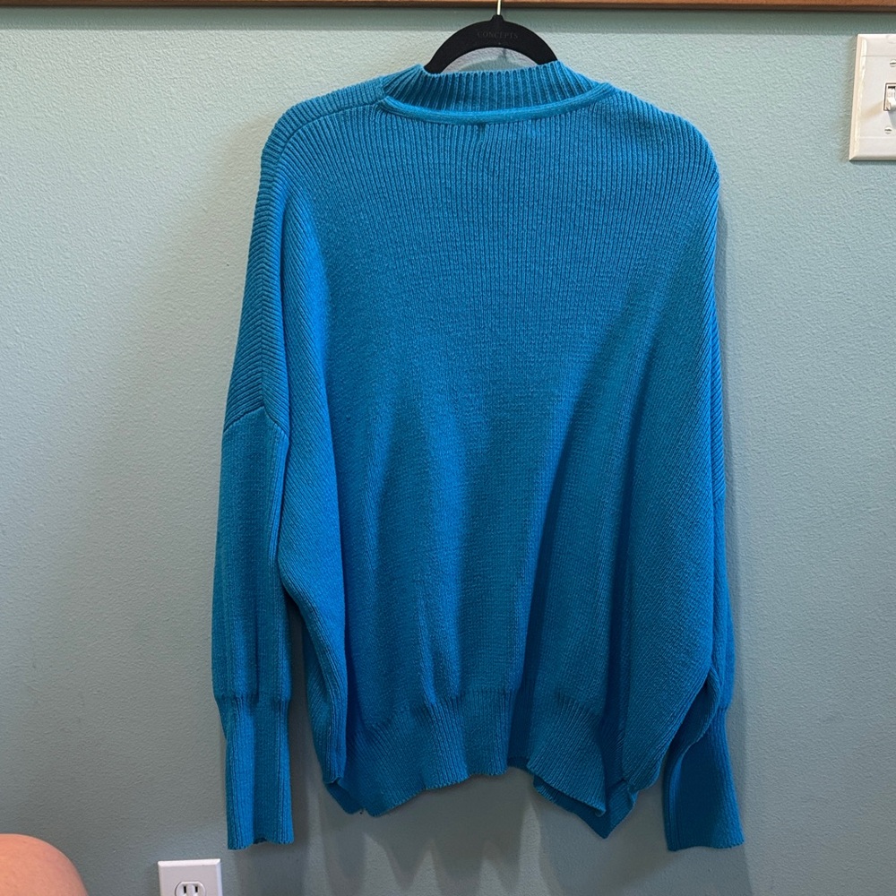 Vestique Vibrant Blue Oversized Sweater Size S/M - Picture 3 of 4